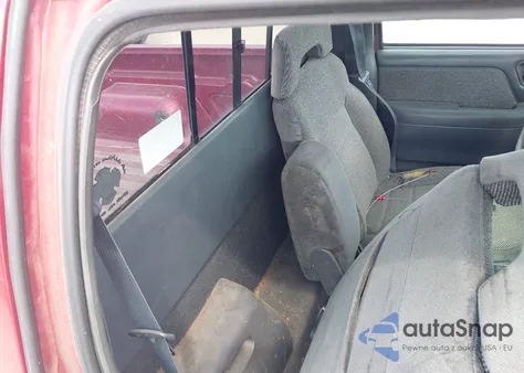 1994 Chevrolet S Truck S10 z USA, uszkodzony, nr VIN 1GCCS144XRK106676